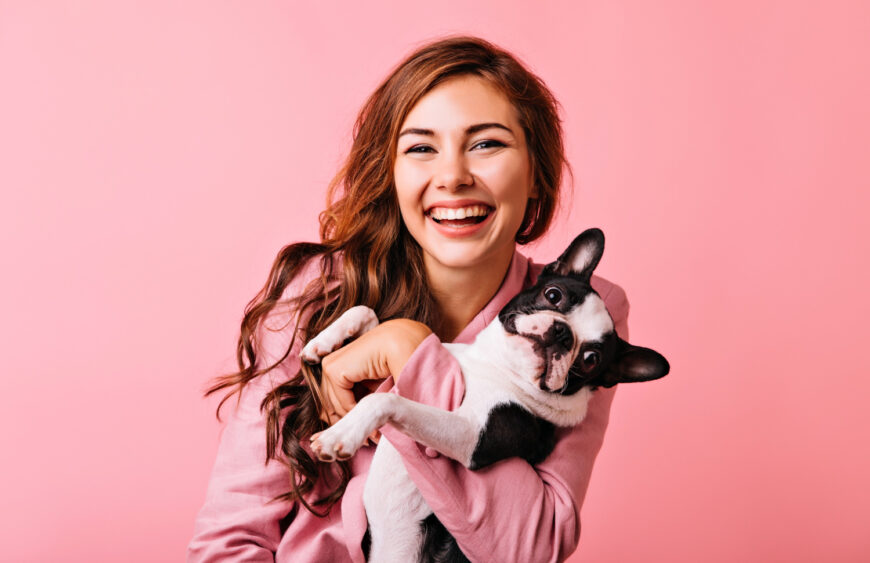 wonderful-european-female-model-chilling-with-puppy-indoor-portrait-debonair-girl-enjoying-portraitshoot-with-her-cute-pet (2)